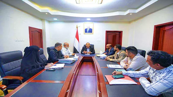 ​أبين.. لقاء يناقش قضايا الجمعيات السكنية